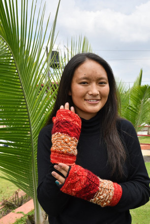 Guantes artesanales, sari de seda reciclado y lana, Himalaya, Nepal