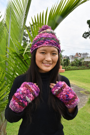 Guantes artesanales de sari de seda reciclado y lana del Himalaya, Nepal